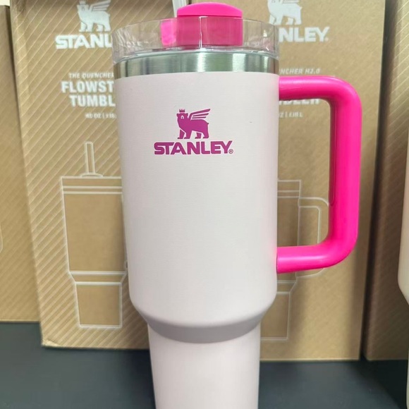 Stanley Cherry Blossom Pink 40oz - Picture 1 of 4